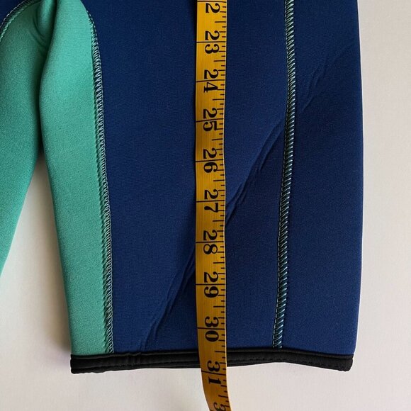 Team Magnus Blue and Green Wet Suit Size 152 (11-12 yrs old) - Picture 7 of 7